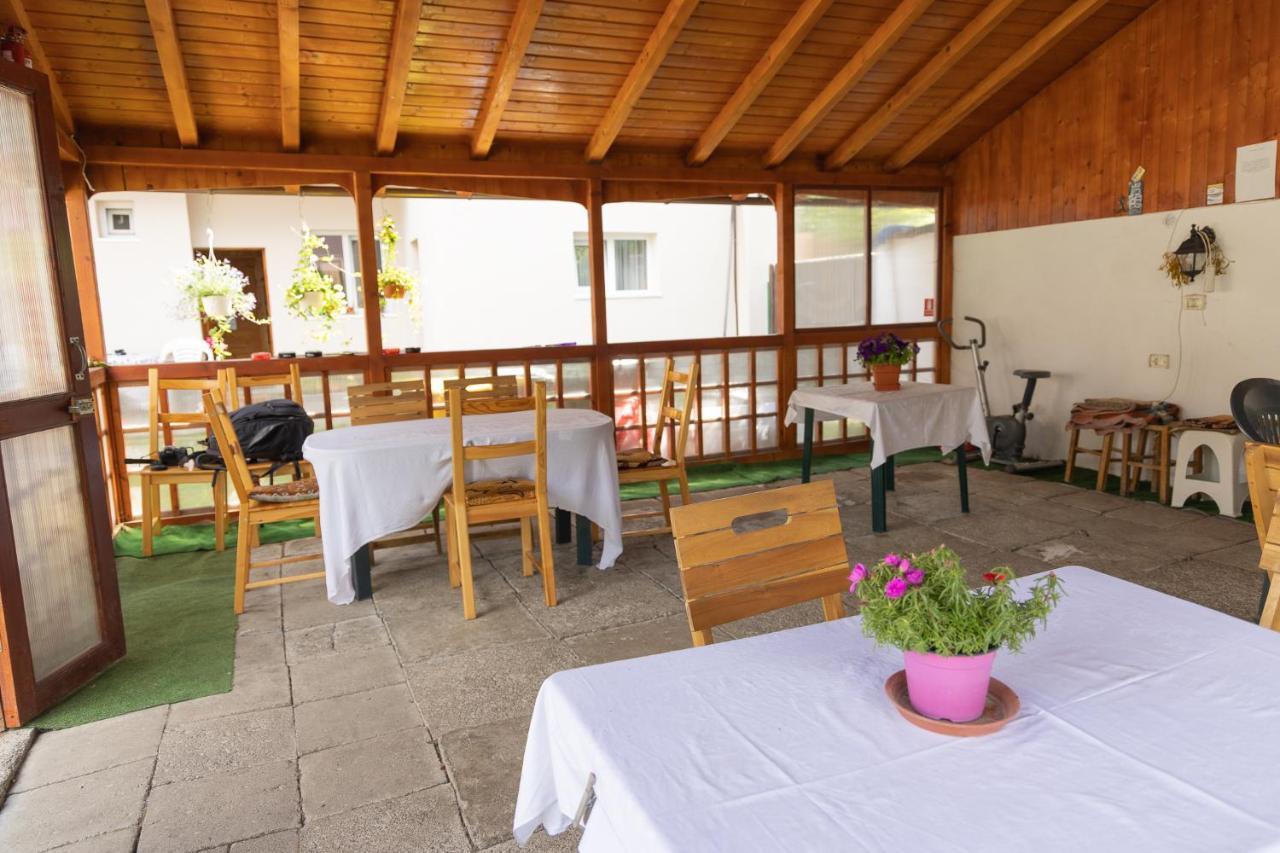 Pensiunea Montan Buşteni Exteriér fotografie