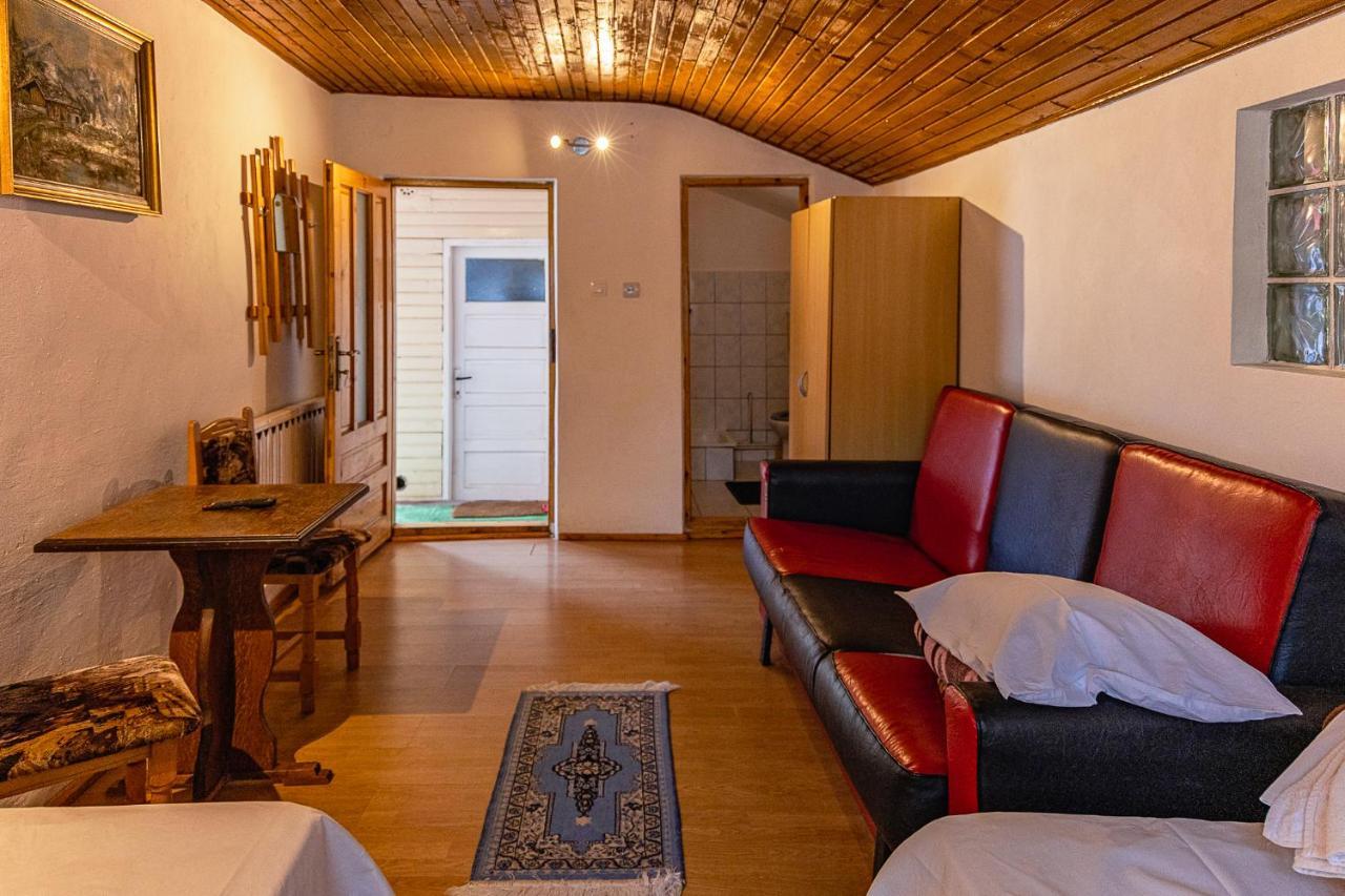 Pensiunea Montan Buşteni Exteriér fotografie