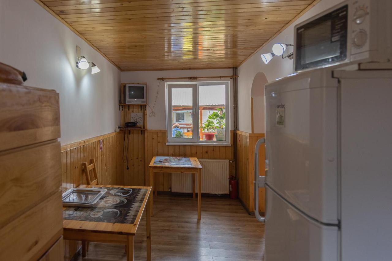Pensiunea Montan Buşteni Exteriér fotografie