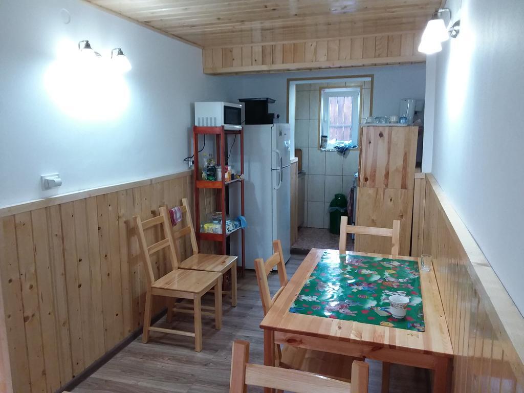 Pensiunea Montan Buşteni Exteriér fotografie