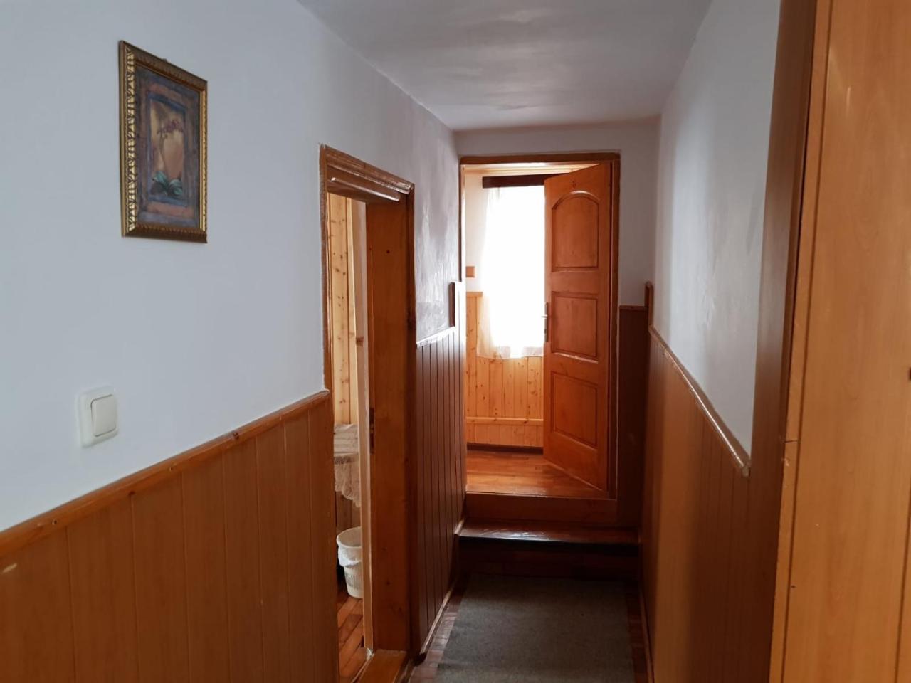 Pensiunea Montan Buşteni Exteriér fotografie